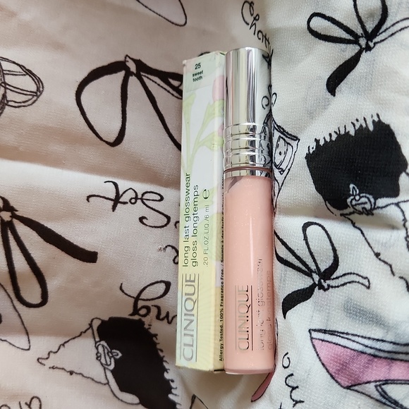 CLINIQUE Long Lasting Lip Gloss SWEET TOOTH - Picture 3 of 7